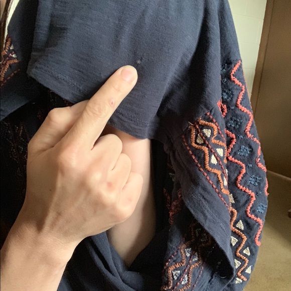 💛 Lucky brand navy blue side embroidered tank top - Picture 13 of 14